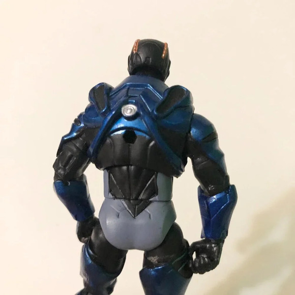 Jazwares  Fortnite Action Figures Skull Trooper Solo Mode Drift Raptor Carbide - Picture 16 of 16